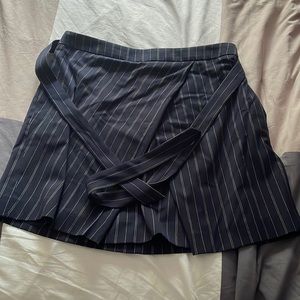 Banana Republic Black and White Striped Skirt